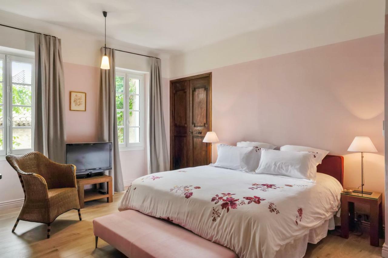 Maison Hache Eygalières Esterno foto