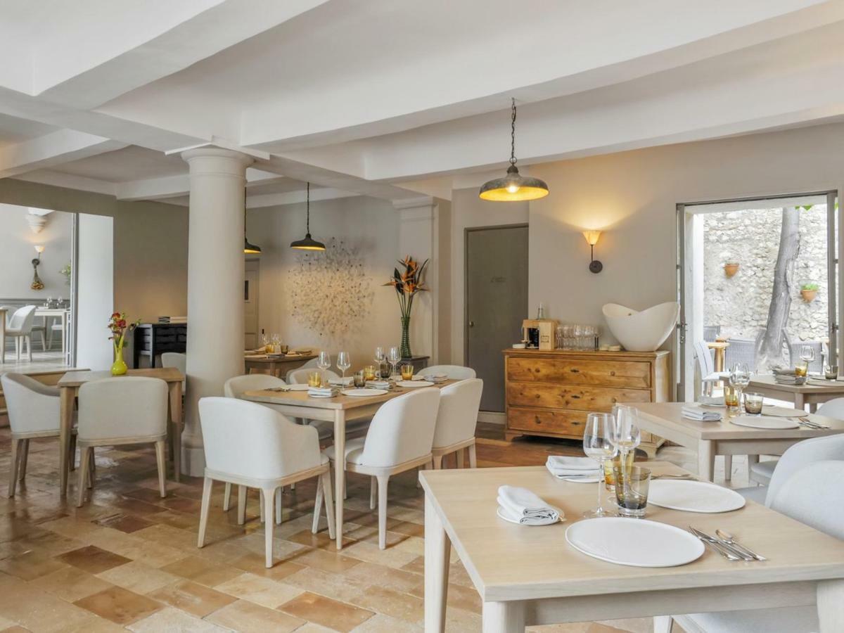 Maison Hache Eygalières Esterno foto